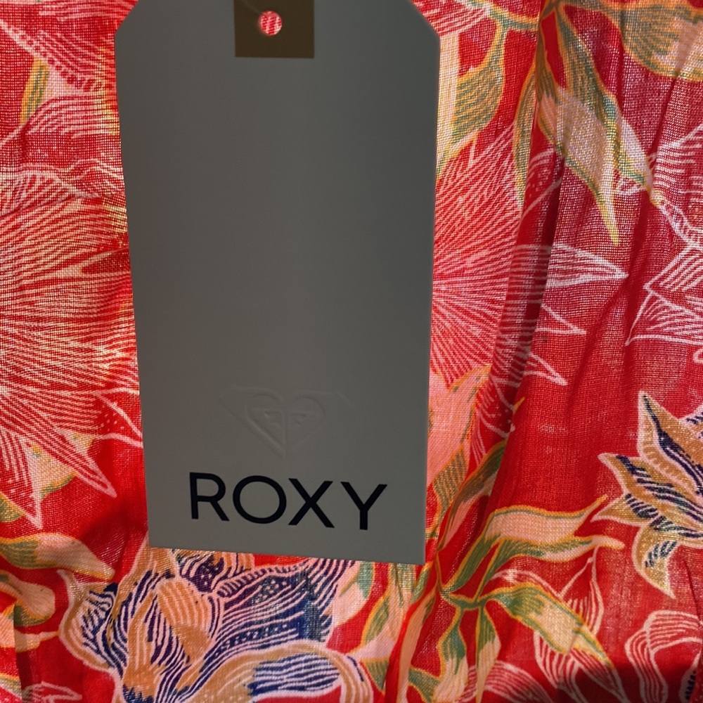 Brand: Roxy - Picture 2 of 3